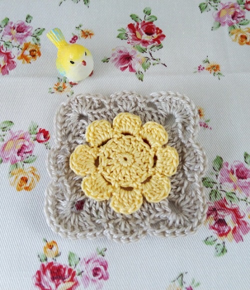 レトロ小花モチーフ編み | amichicoの編み物と手作りの部屋