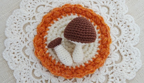 キノコ2個の画像