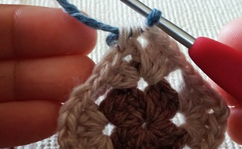 2段目の編み終わりの画像